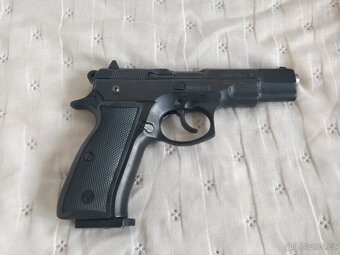 CZ 75 6mm Flobert pistole - 4
