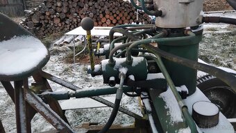 Nakladač NUJN-100 - 4