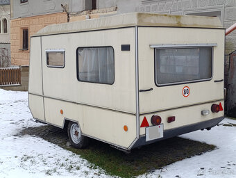 Obytný přívěs (karavan) s TP a SPZ - 4