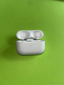 Apple AirPods Pro 2022 - 4
