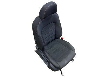 Sedačky černá látka alcantara VW Golf 7 facelift kombi 2017 - 4