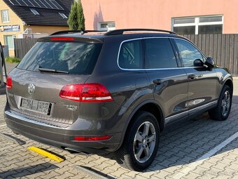 VOLKSWAGEN TOUAREG 3.0 TDI 180KW TOP VYBAVA WEBASTO XENONY - 4