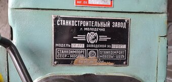 Sloupová vrtačka Stankoimport 2H118 - 4