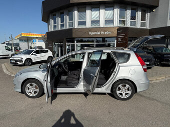 i30 1,6 GDi 93 kW - 4