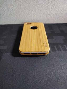 Hnědý kryt pro iPhone SE - přírodní bambus, světlý/tmavý - 4