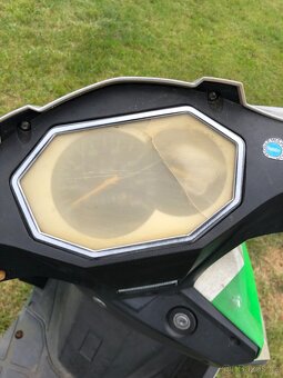 Skútr 125ccm - 4