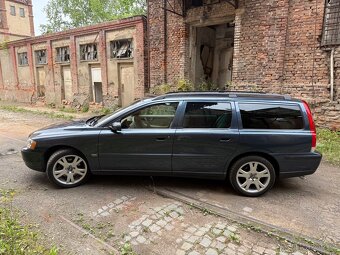 Volvo v70 2.5T fwd manuál - 4