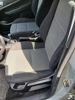 Peugeot 307 1.4i 16v rok 2006,veskere dily - 4
