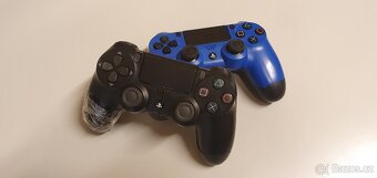 Playstation 4, PS4 ovladače dualschock - 4