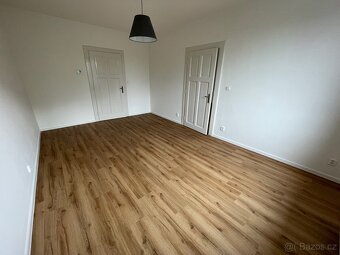 Nájem bytu 2/1, Ostrava, Křižíkova - 4