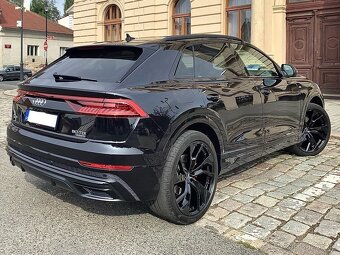 Audi Q8 3.0TDi S-Line - 4