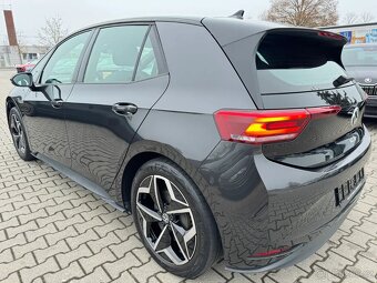 VW ID.3 PRO Life elektro 107kw/tep.čerpadlo/LED/350km/klima - 4