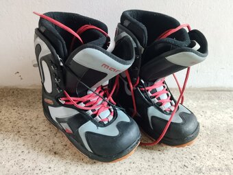 Prodám snowboard WESTIGE 138 cm + boty - 4