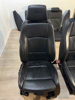 /// Sedačky BMW E82 Coupe 2011 /// - 4