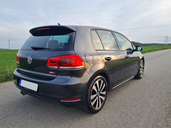 VW Golf VI GTD 2,0 125 kw - 4