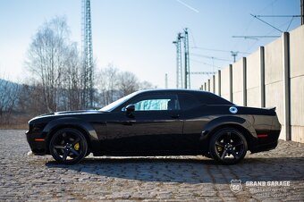 Dodge Challenger V6 WIDEBODY - 4
