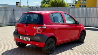 Toyota Yaris //1.0VVT-i//50kW//2.MAJ//ČR//SERVIS// - 4