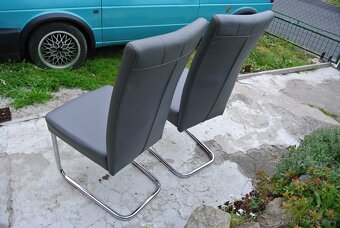 Prodám za 500,kč koženkové židle , pohodlné - 4