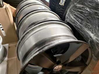 DEZENT 7,5x17 5x114,3 ET38 - 4