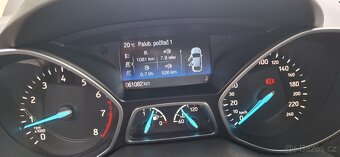 Prodám Ford Kuga Titanium 1.5 EcoBoost 150k man (2019) - 4