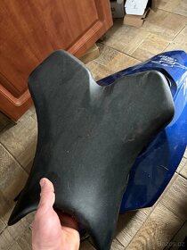Podsedadlovka Yamaha R1 04-06 - 4