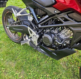 Honda CB125R 2023 - 4