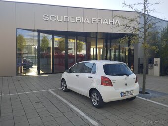 Toyota Yaris 1.0 - po servise,moc hezká - 4