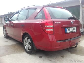 Prodám Kia Ceed 1,6 i, rok 2007 - 4