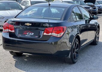 Chevrolet Cruze 1.6i 16v KOUPENO V ČR 1.MAJ. manuál 83 kw - 4