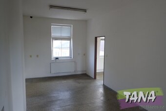 Pronájem obchodní prostory, 56 m2 - Turnov, ev.č. 00235 - 4