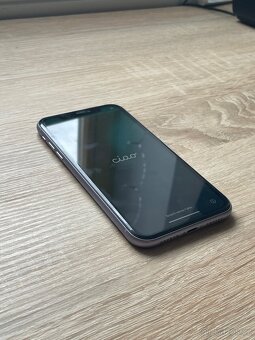 iPhone 11 - 64GB - 4