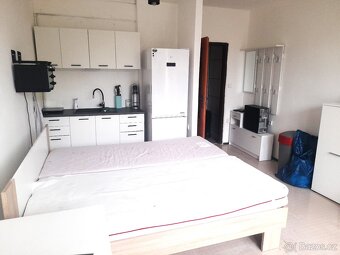 Pronájem bytu 1+kk, 29 m2, ul- Hasičská, Balkon - 4
