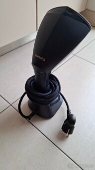 Ruční napařovač oděvů Philips CG 810/20 - 4