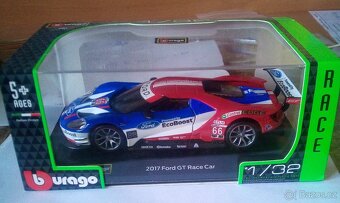 Kovový model burago - 4