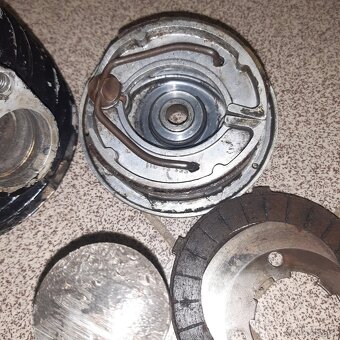 Stadion-díly válec atd - 4