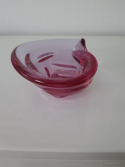 Nádherná menší miska z hutního skla, autor Miloslav Klinger - 4
