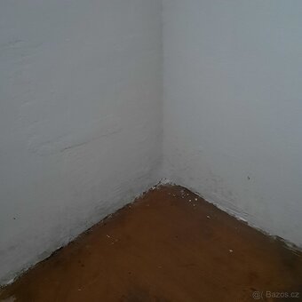 Garáž s elektřinou - 4