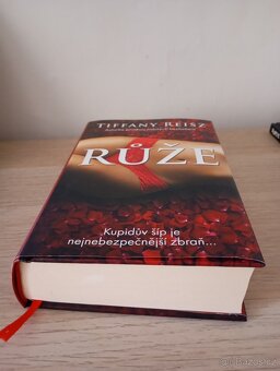 Tiffany Reisz Růže - 4
