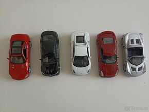 Sbírka autíček - 4