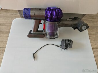 Prodám ruční AKU vysavač Dison - 4