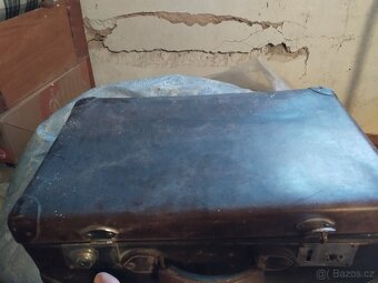 Staré kufry - 4