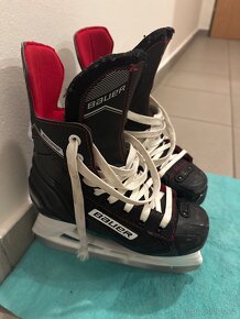 Brusle Bauer Score size 1.0 šířka R / vel.EUR 33,5 / CM 21.0 - 4