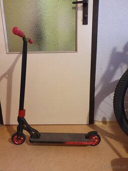 Prodám freestyle koloběžku Arcore STREET TECH ve velice do - 4