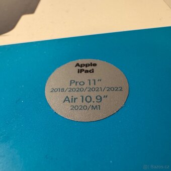 Epico magnetic flip case pro ipad 11” - 4