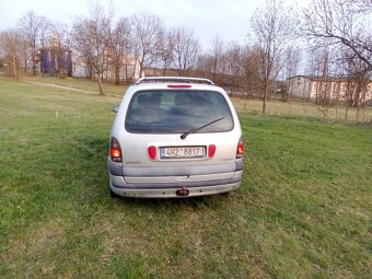 Renault Espace grand - 4