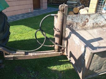 Vlečka za traktor s hydraulickým vyklápěním - 4