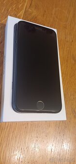Iphone SE 2020 64 gb - 4