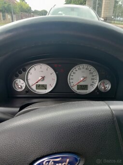 Ford Mondeo ST220 - 4
