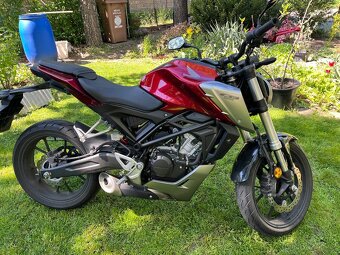 Honda cb125r - 4