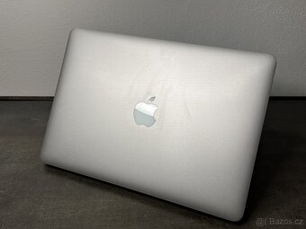 MacBook Air 13" 2013 256GB SSD / i5 / 4GB - DPH - 4